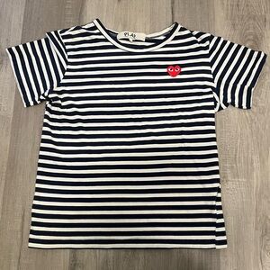 PLAY Comme des Garçons Navy White Striped T-shirt  red heart patch logo-L-EUC